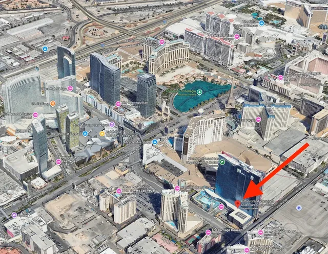 Las Vegas December Hotel  ｜Elara Hilton