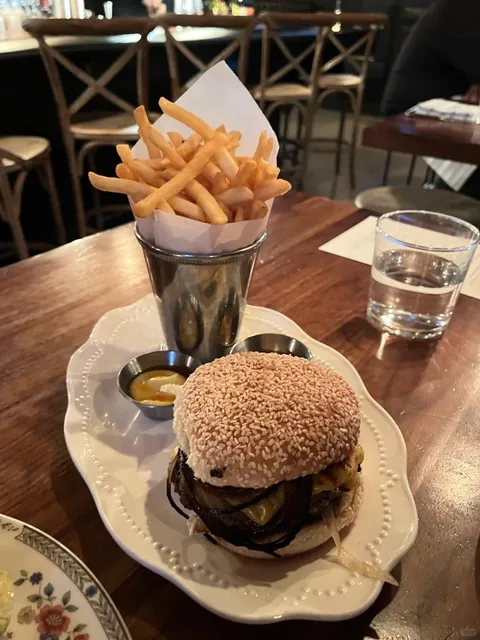 Chicago | The Loyalist — Brunch by a Three-Michelin-Starred Team