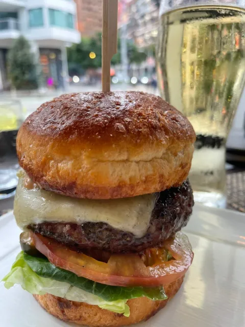 🍔 Prospect Burger & Fries – Simply the Best! 🍟