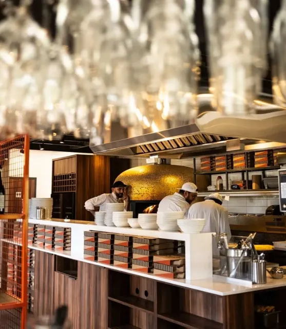 🍕La Pizzaiolle (Ville de Mont-Royal) | Montreal's Secret Pizza Master