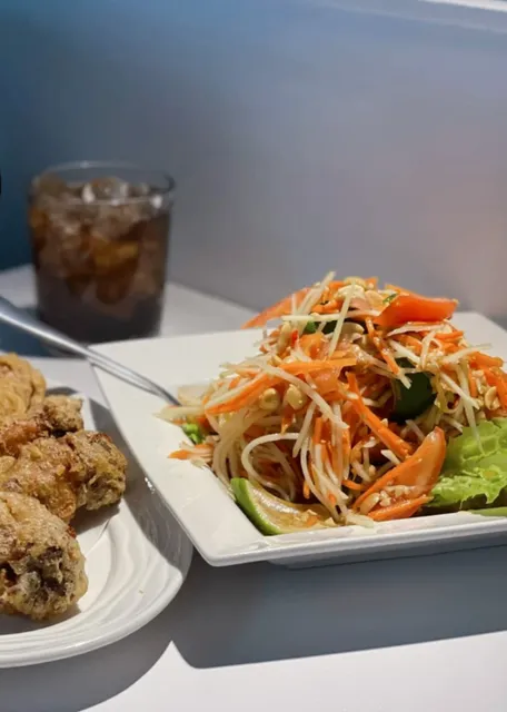 🍜 Winnipeg's Authentic Thai Gem | Thailand Foods 1619 Review