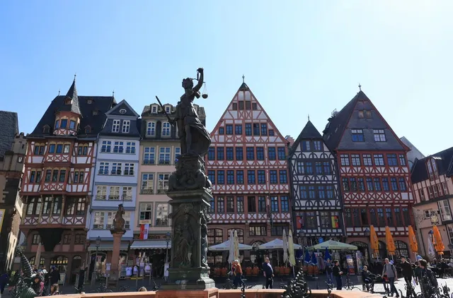 Frankfurt's Römerberg: A Journey Through Time 🇩🇪✨