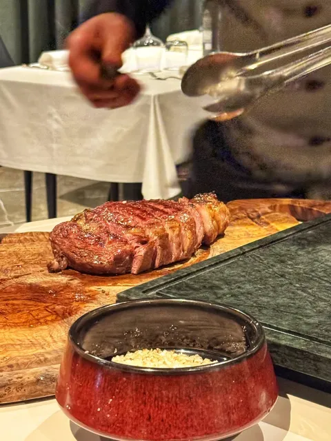 🇮🇹 In Milan! This Steakhouse is Absolutely Amazing! 🌟