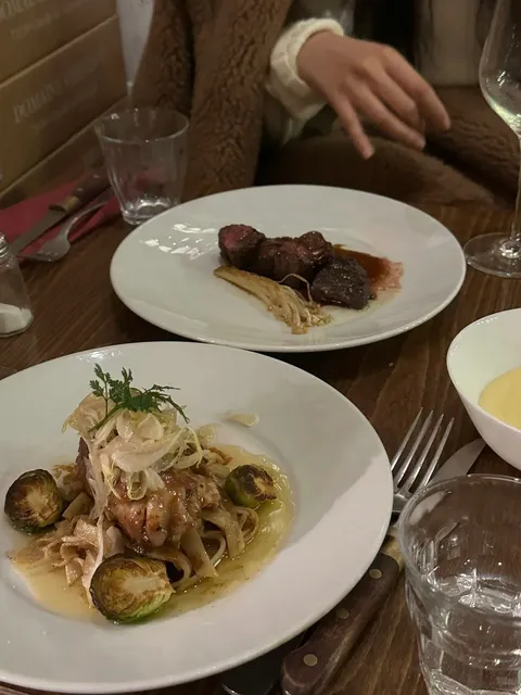 Parisian French Cuisine | Cozy Bistro with Ambiance 🍷