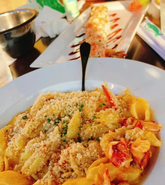 🦀 Luck Wholey's Wild Alaskan Grille