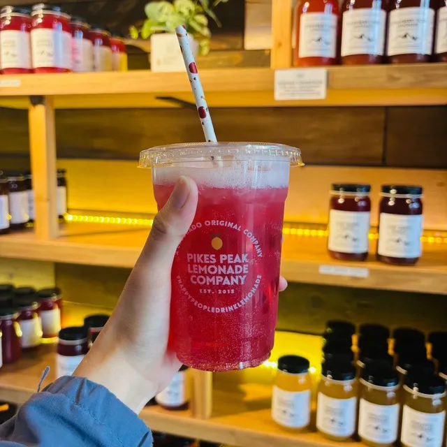 Hidden Gem Neighborhood at the Foot of Pikes Peak 🏔️✨