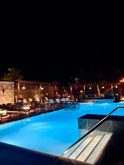  U.S. Santa Fe Stay Experience | Living Inside Legend and Art .🎨✨