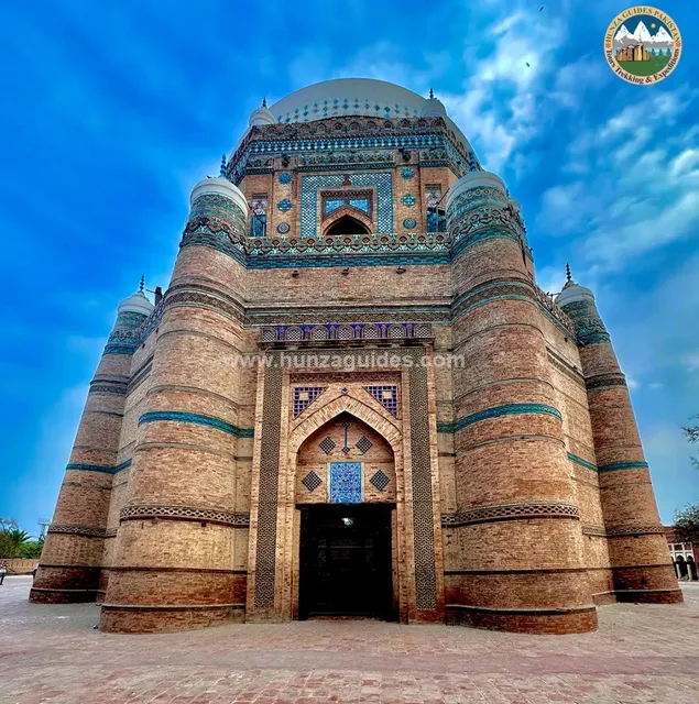 🕌🌄 Shah-i-Zinda: Where Love and History Defy Time! 🇺🇿✨