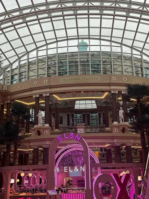 🇬🇧 Trafford Centre: Europe’s 2nd Largest Mall is in Manchester! 