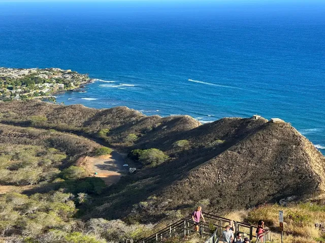 ⛰️ The view from the top of Diamond Head is absolutely breathtaking!
