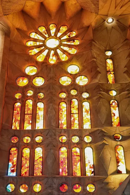 🇪🇸 Barcelona: Where Light & Flavor Collide ✨