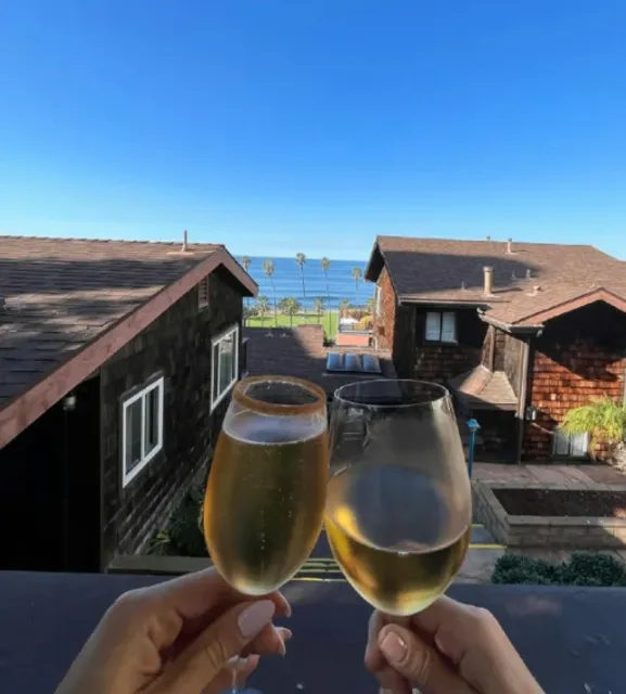 San Diego! A Stunning Ocean View Bar Hidden in La Jolla!