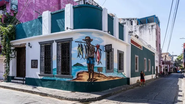 Wandering Santa Marta: A Blend of History & Coastal Vibes 🌴🏰