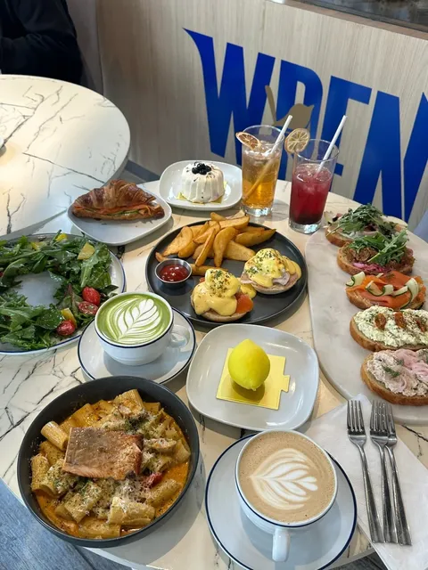 ​​Wren Cafe - The Most Gorgeous Brunch Spot in Downtown Vancouver! ☀️