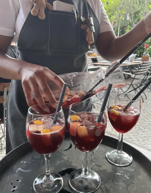 Düsseldorf's Portuguese Gem: Frango Portugues 🇵🇹🍤