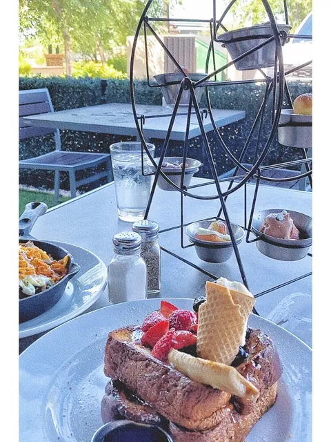 AZ | Is This American Brunch Spot in Your Collection?