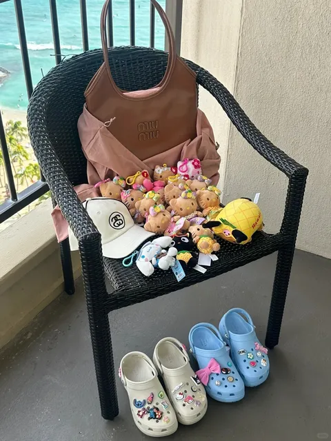 Honolulu Shopping Mini-Guide: "Since We’re Here Already" Edition 🛍️🌺