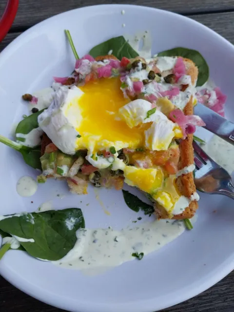 A Fantastic & Unique Breakfast Spot! 🍳🌿