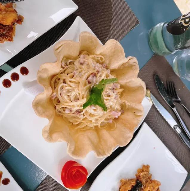  Hidden Gem in Yaoundé | A Surprising Taste of the Mediterranean!