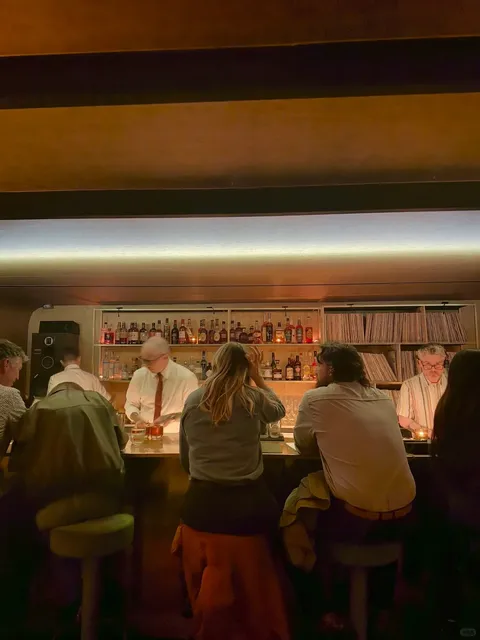 🇨🇦 Vancouver's First Vinyl Bar: JUNE 🎵🍸