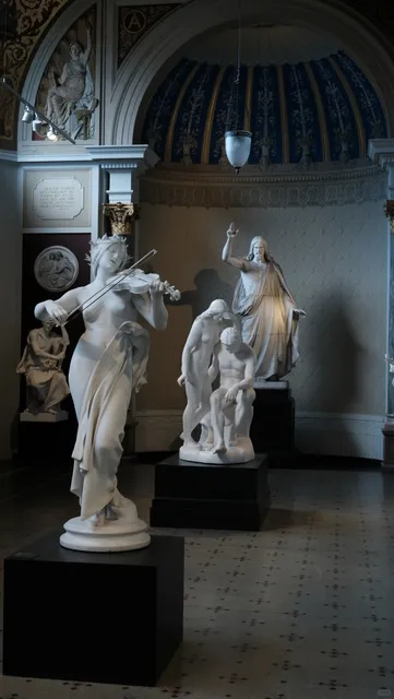 🇩🇰 Who says Copenhagen isn’t fun?!