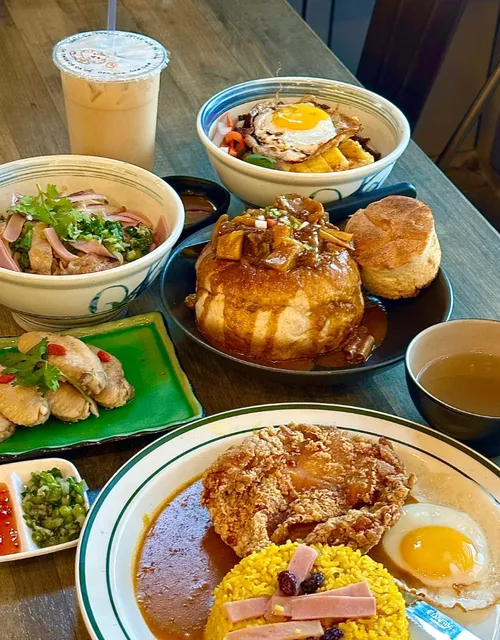 🔥 This Soul-Stirring Meal Taught Me Authentic Macau Flavors