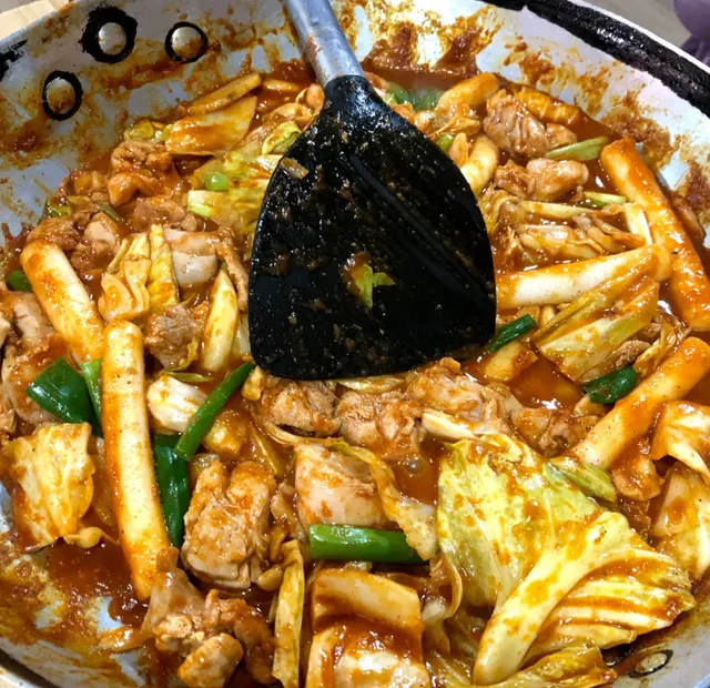 🇧🇷 A random Korean restaurant repo on the side of a road in Sao Paul