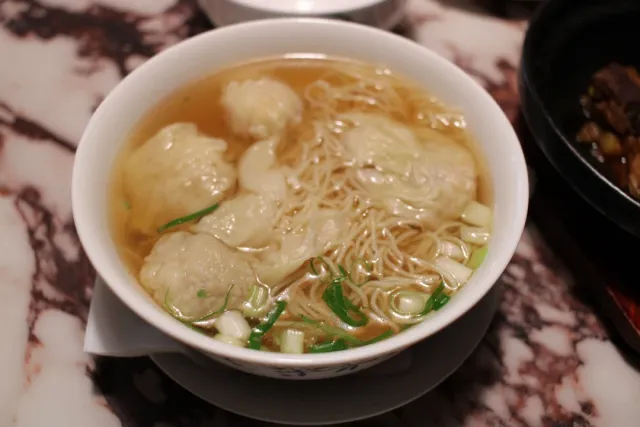 🌸 Treat Yourself to Lunch at Gouqi! 🌸