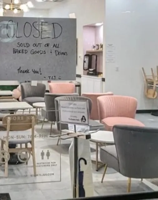 🍞 Tous Les Jours | A Modern French-Asian Bakery Café in Pittsburgh