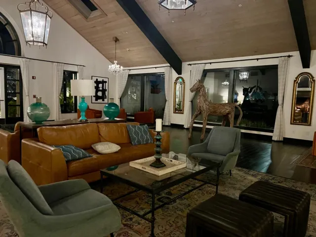  🏨 A Peaceful Stay at Kona Kai Resort – Serene & Scenic! 🌴