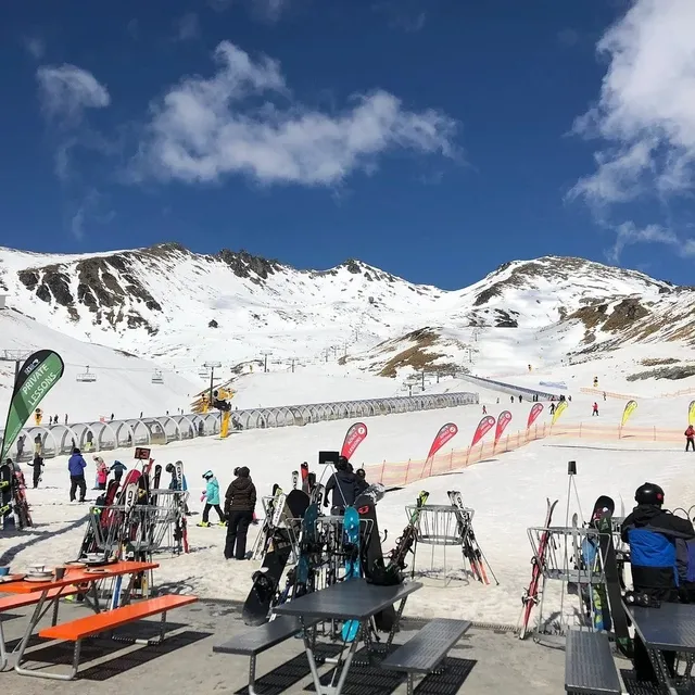 🇳🇿 First-Time Skiing in Queenstown? The Remarkables is Your Best Bet
