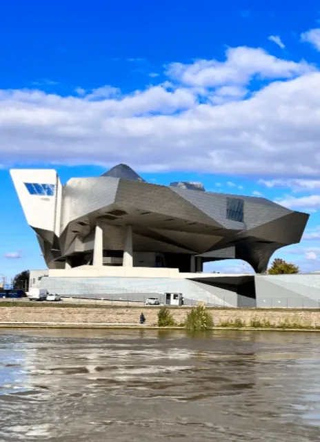 Money-Saving Hacks You Can't Miss When Traveling to Lyon