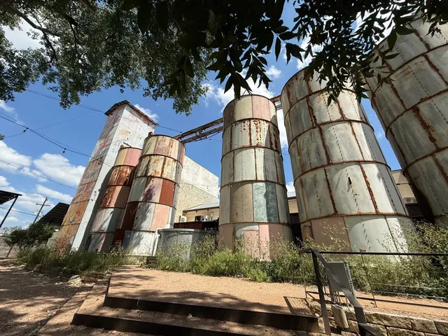 The Ultimate Glamping Escape Near Austin 