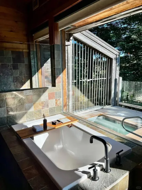 California Coastline Big Sur Adults-Only All-Inclusive Resort  🌊✨