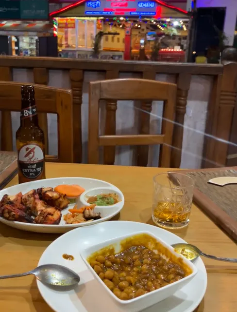 Found a 24-Hour Gem in Pokhara 🍗