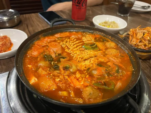 🍽️ Suva Food Diaries: Embracing "Fiji Time" & Local Flavors! 🇫🇯