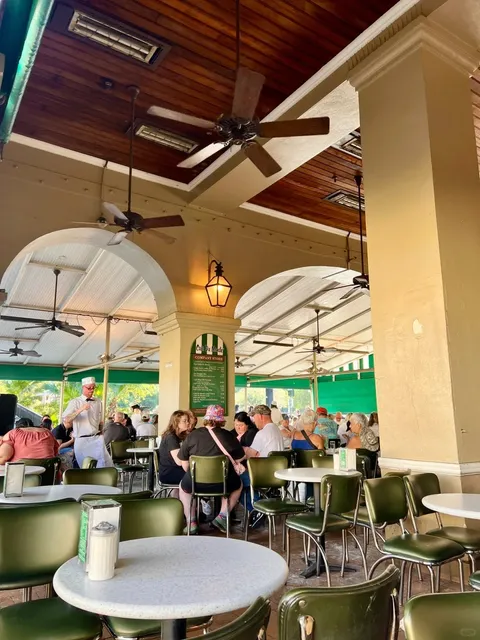 NOLA Fun & Fantastic Vibes! 🎉🍸