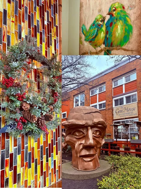 🍕 The Gate House 🍗 