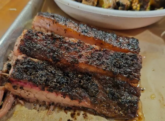 Mabel's BBQ 🍖🔥 | Cleveland's Smoky & Savory BBQ Destination