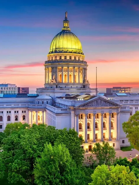 Discover Joy: Experience Slow Living in Madison, USA 🪁