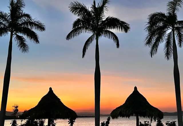  Lake Managua Sunset & Entertainment Guide