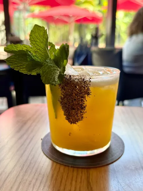 Great for Lunch, Dinner, or Drinks in Miami! 🍽️