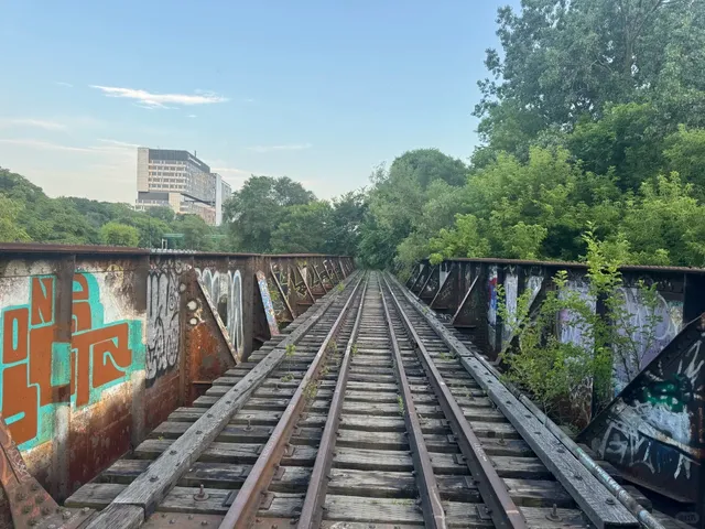 🇨🇦 Toronto's Secret Ruins Adventure Route - Sunset Edition! 🌇
