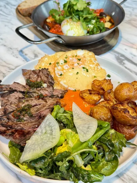 This Beverly Hills Brunch Is So Good! 