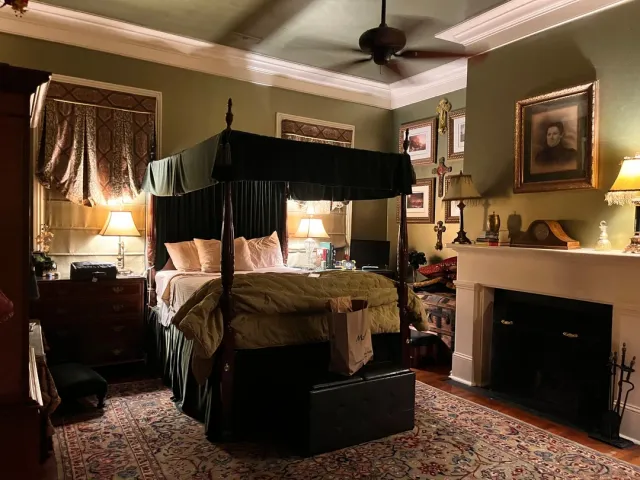 Value & Character 💖🏰