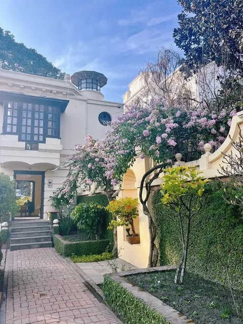 Nepal restruant and  cafe shop