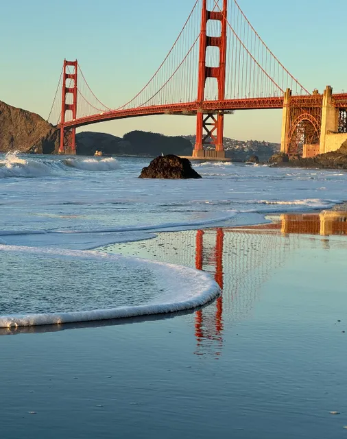 Baker Beach, San Francisco: Where Golden Gates Meet Wild Waves 🌊🌉