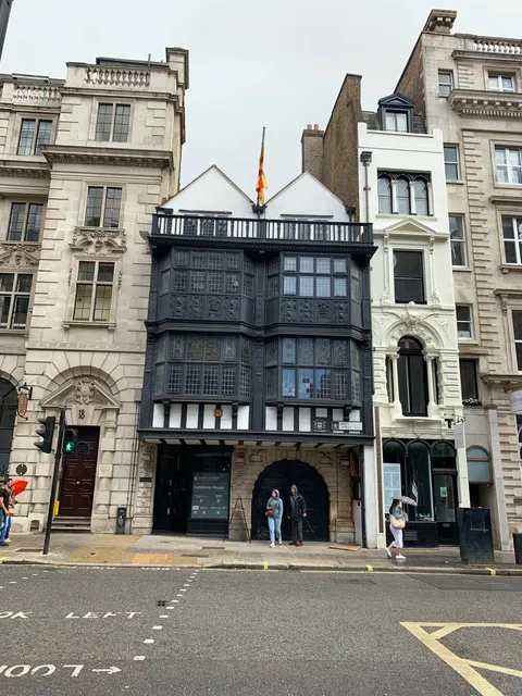 ⛪️Visiting The Da Vinci Code Filming Location: Temple Church in London