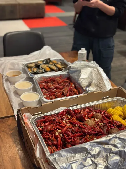 DMV Has Live Crawfish! 🦞🙌🏼