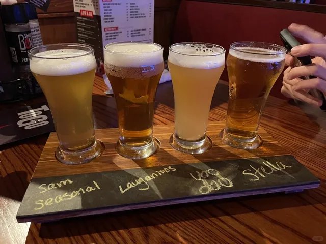 Smokey Bones American BBQ in Albany, NY 